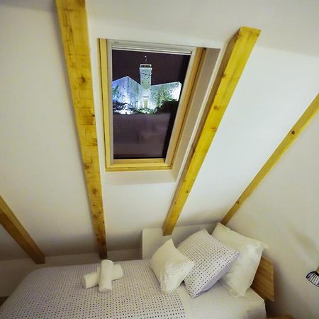 Apartment Ispod Ure Sinj Buitenkant foto